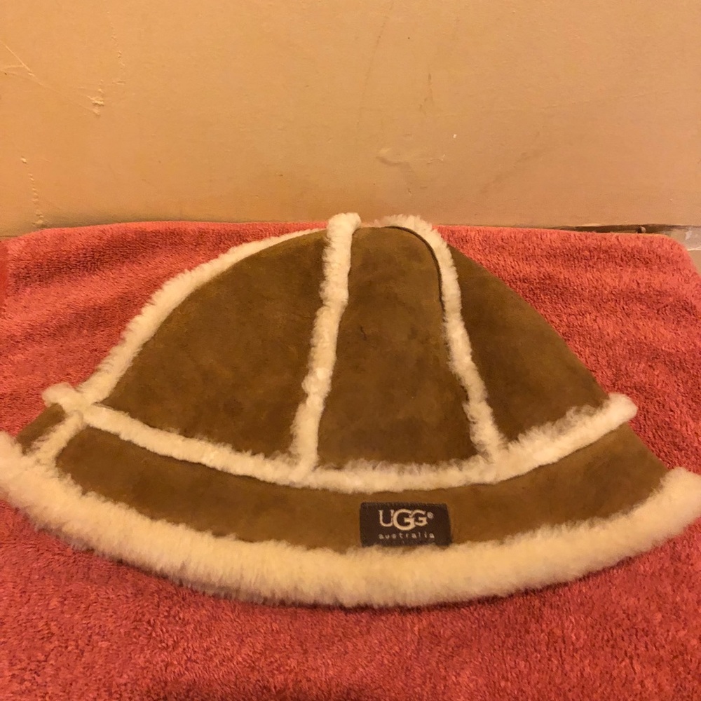 Ugg shearling hat